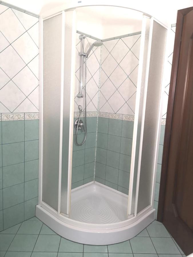 Assueli B&B Assemini Eksteriør bilde